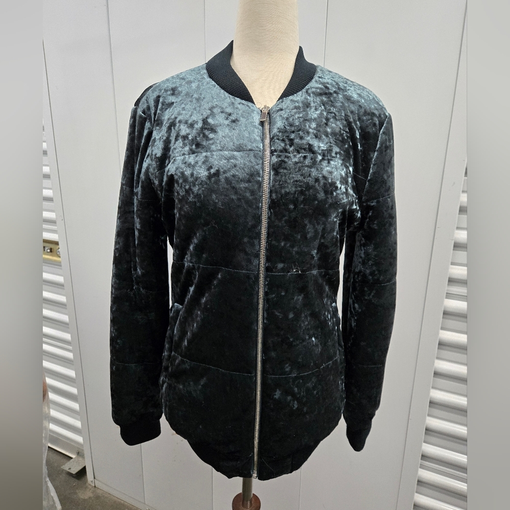 Pink + Sophie Teal Crushed Velvet Bomber Jacket – Size M
